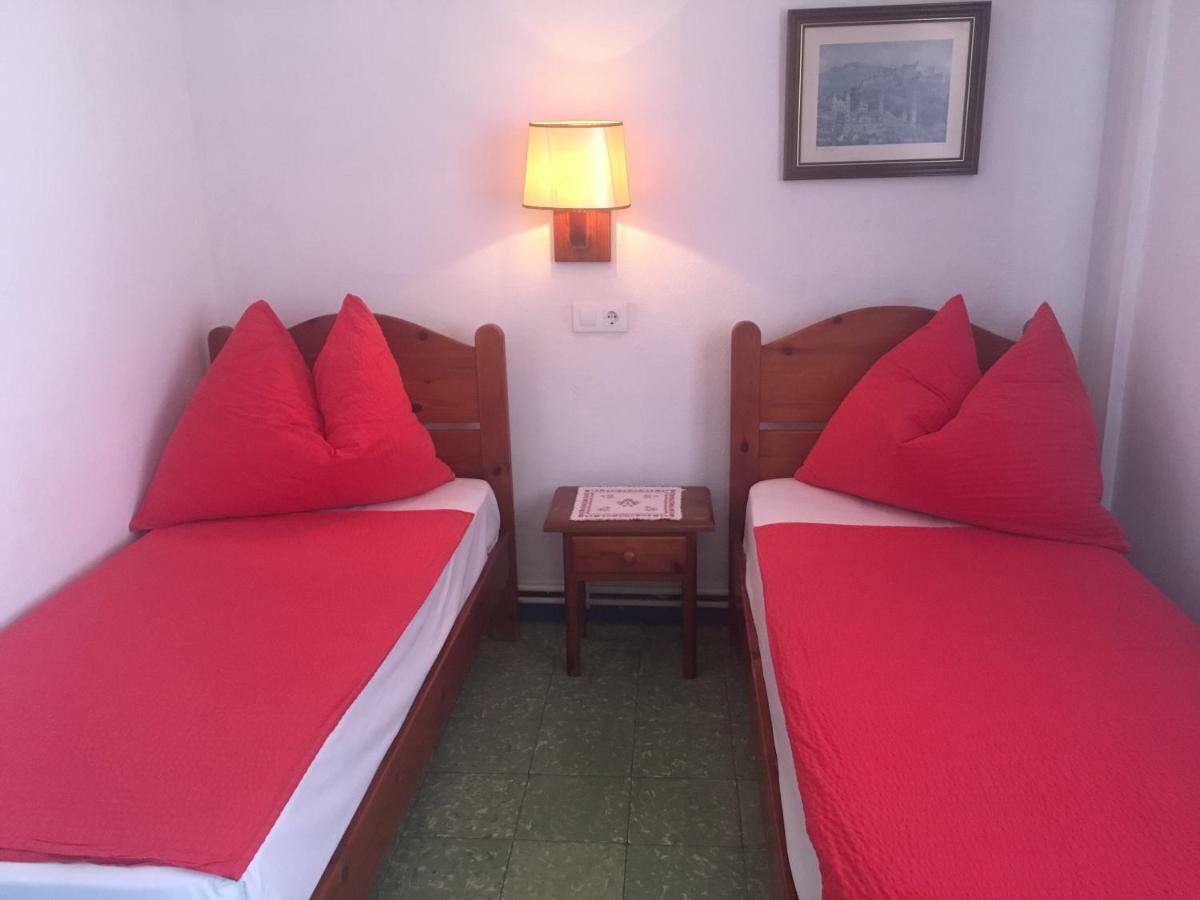 Pension Casa Austria Calella Luaran gambar