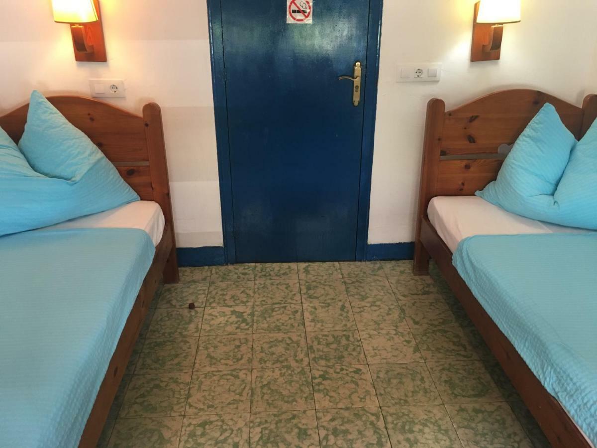 Pension Casa Austria Calella Luaran gambar